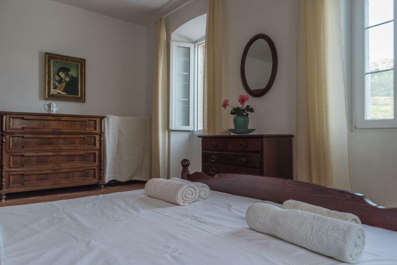 Apartment Matijas Trstenik  Esterno foto